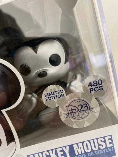 Funko Pop GRAIL D23 Exclusive Metallic Mickey Mouse 01 (480 PIECES)Limited edition